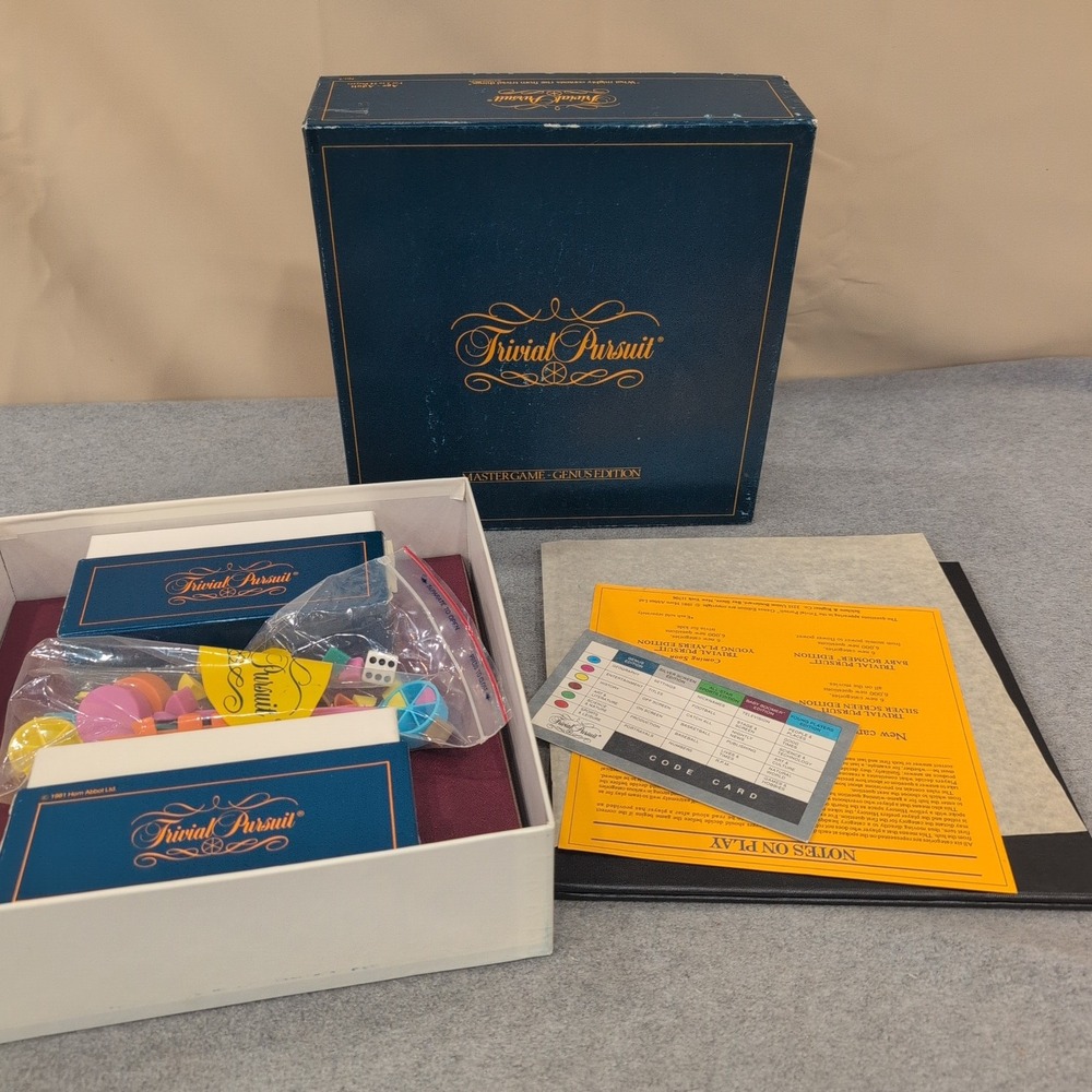Trivial Pursuit Master Game Genus Edition 1981 Vintage Board Game Blue Box - Picture 2 of 4